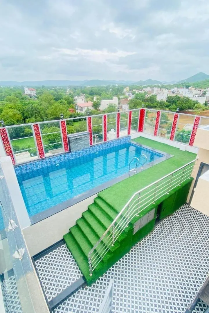Hotel The Lake Mount Udaipur